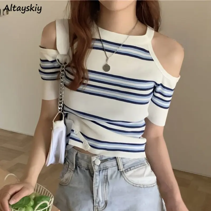 

Полосатые футболки с открытыми плечами, женские ажурные, привлекательные, тонкие, модные, летние, новые, в Корейском стиле, универсальные, вязаные, повседневные, классические