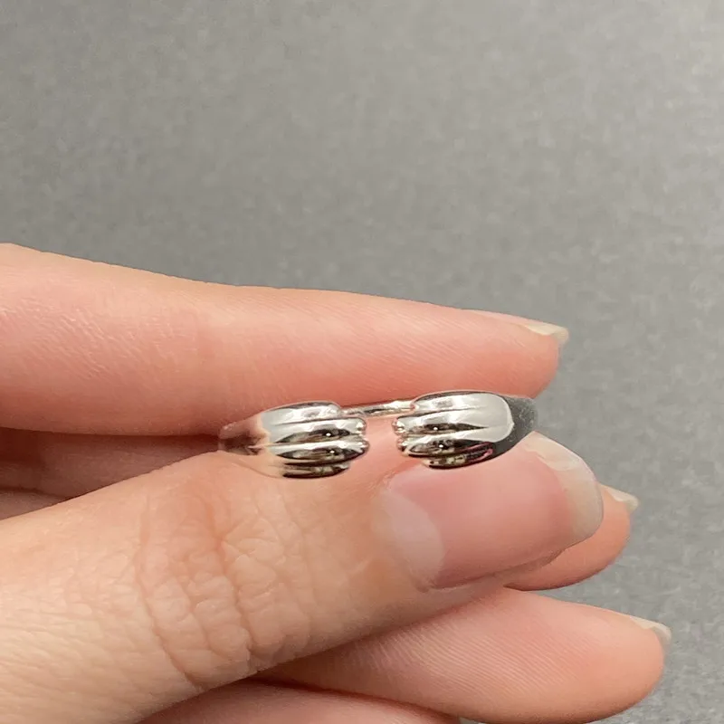 Кольцо женское регулируемое в виде лапы кошки