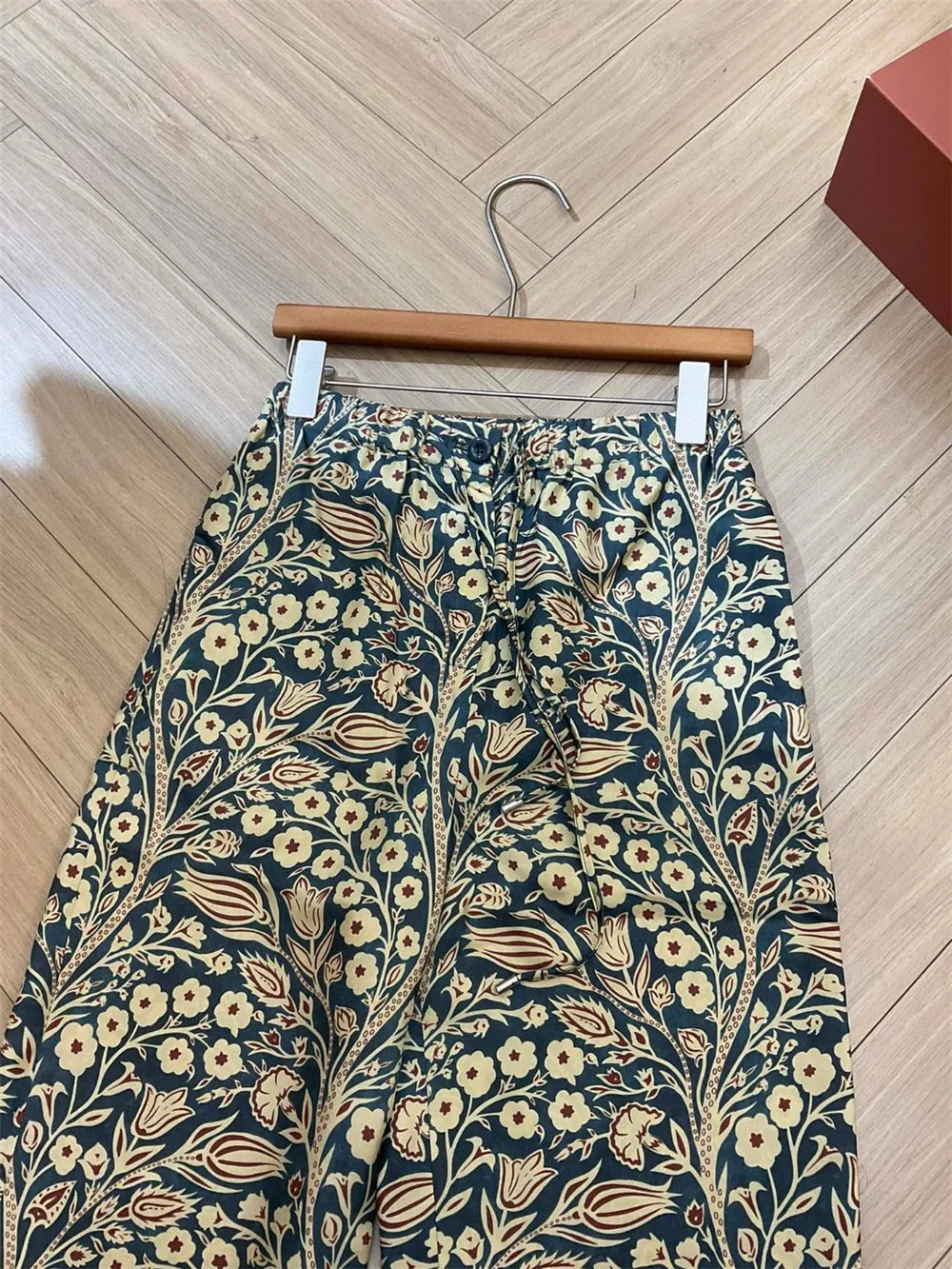 Рубашка с длинным рукавом и двусторонним принтом из шелка тутового шелкопряда L *