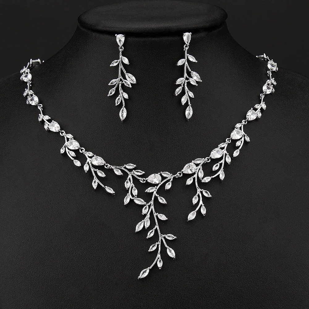 

GMGYQ 2022 Summer New Fashion Unique Design Branch Appearance Drop Earring Necklace Sets for Trend Women Dinner Party Jewelry