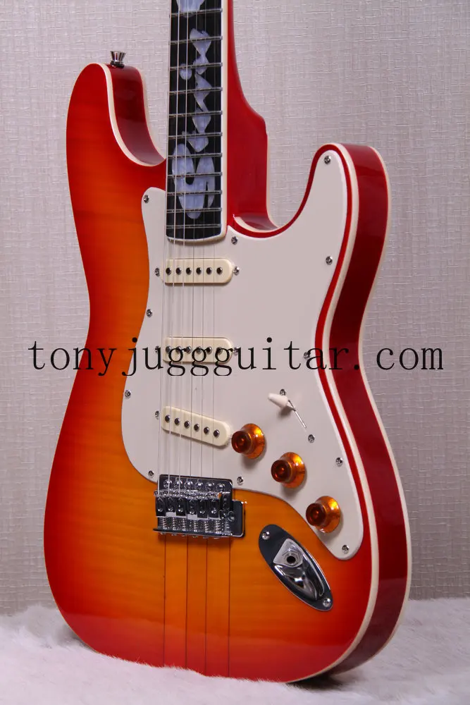 

Пользовательский магазин, электронная гитара Stevie Ray Воган SRV Number One, Черри Sunburst ST, подходящая к книге кудрявая Кленовая верхняя часть