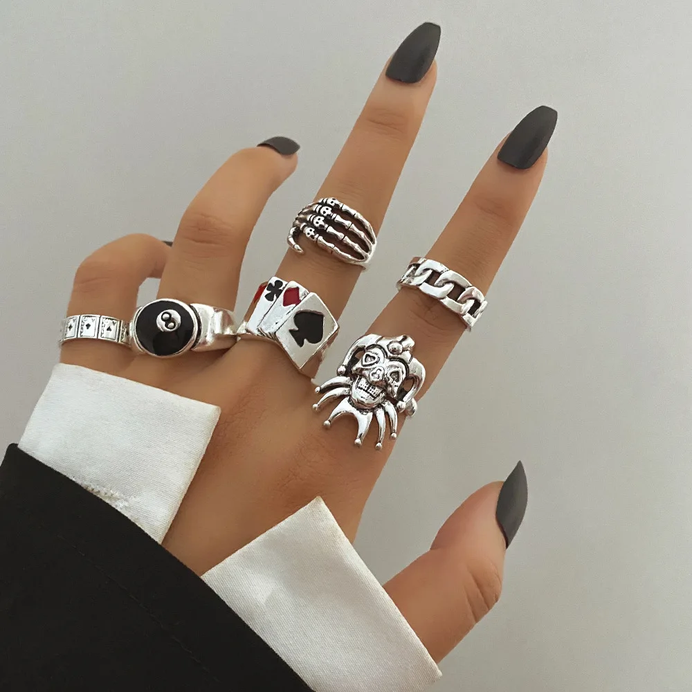 

Punk 6-pcs Rings For Women Alloy Personality Poker Solitaire Ring Set Retro Clown Claw Oil Drop Ring 6 Piece Ring Set Jewelry yc