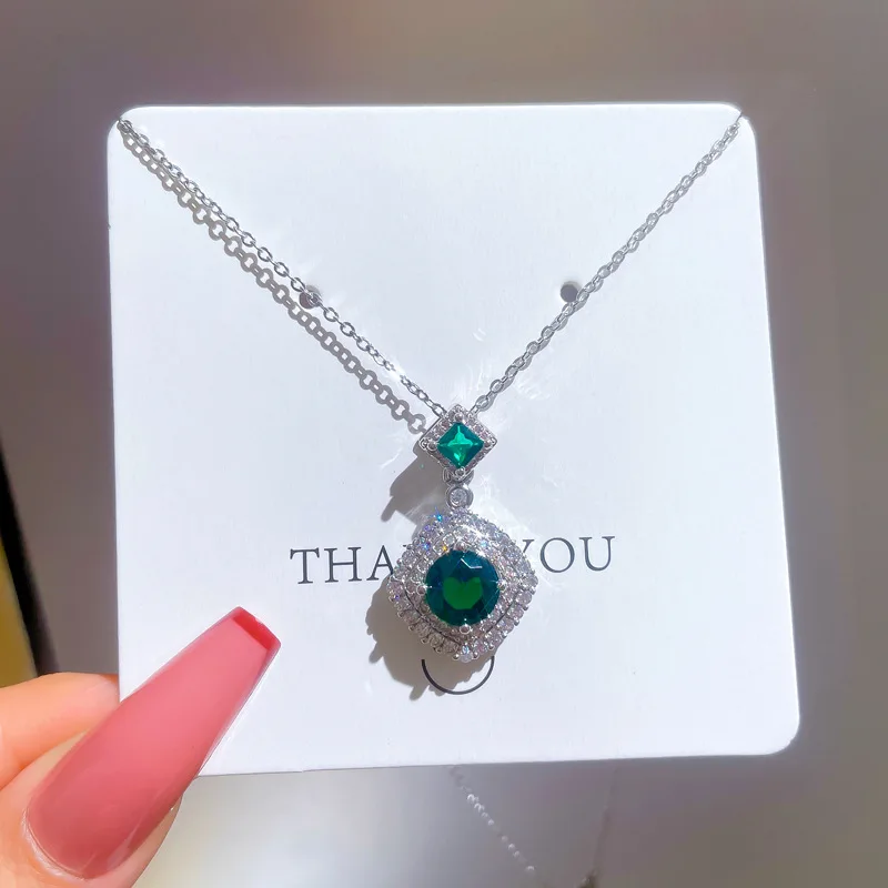 

Fashion Delicate Shiny Micro Zircon Green Crystal Pendant Clavicle Chain Ladies Elegant Wedding Necklace Romantic Love Gift