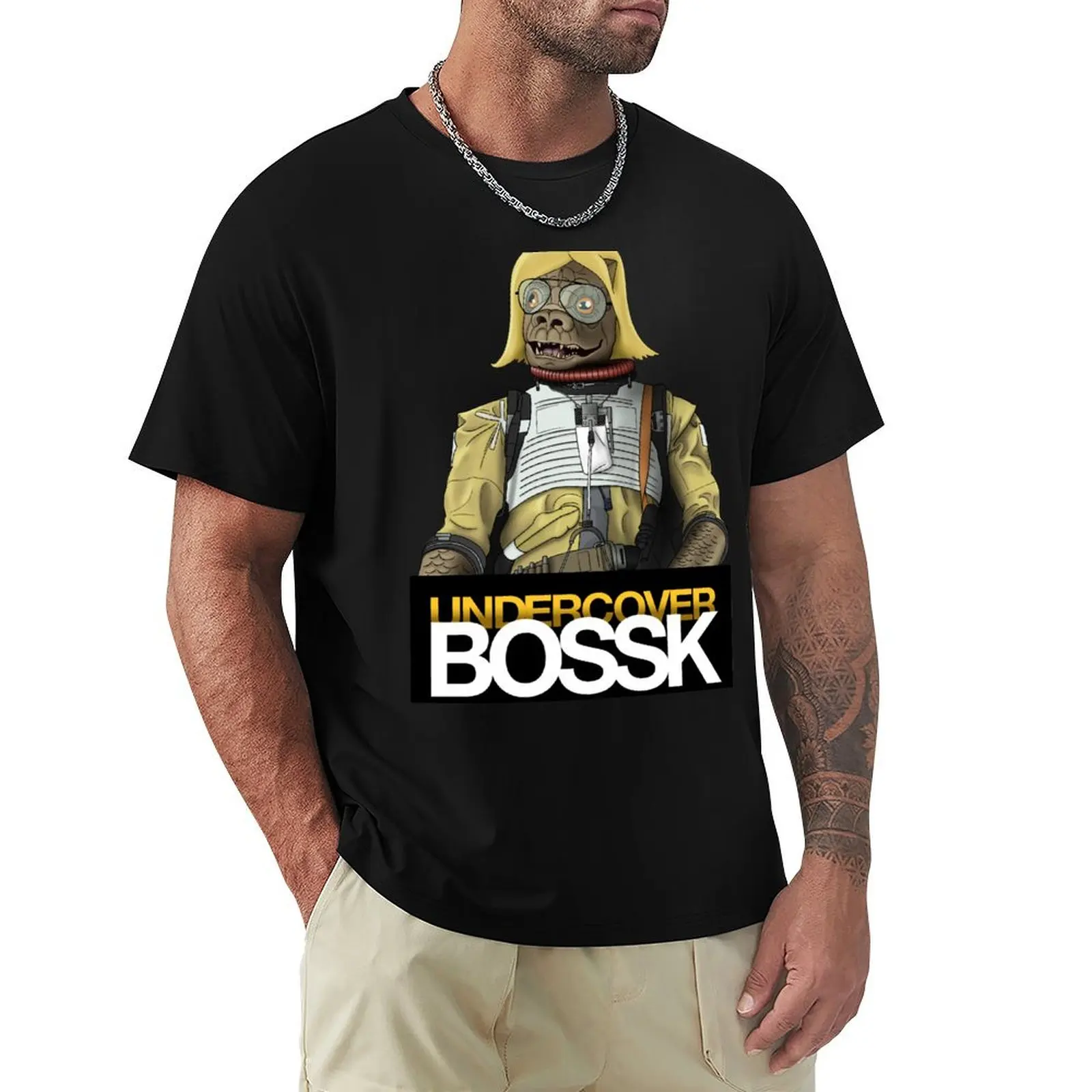 Фото Футболка Undercover Bossk, праздничная простая футболка №1