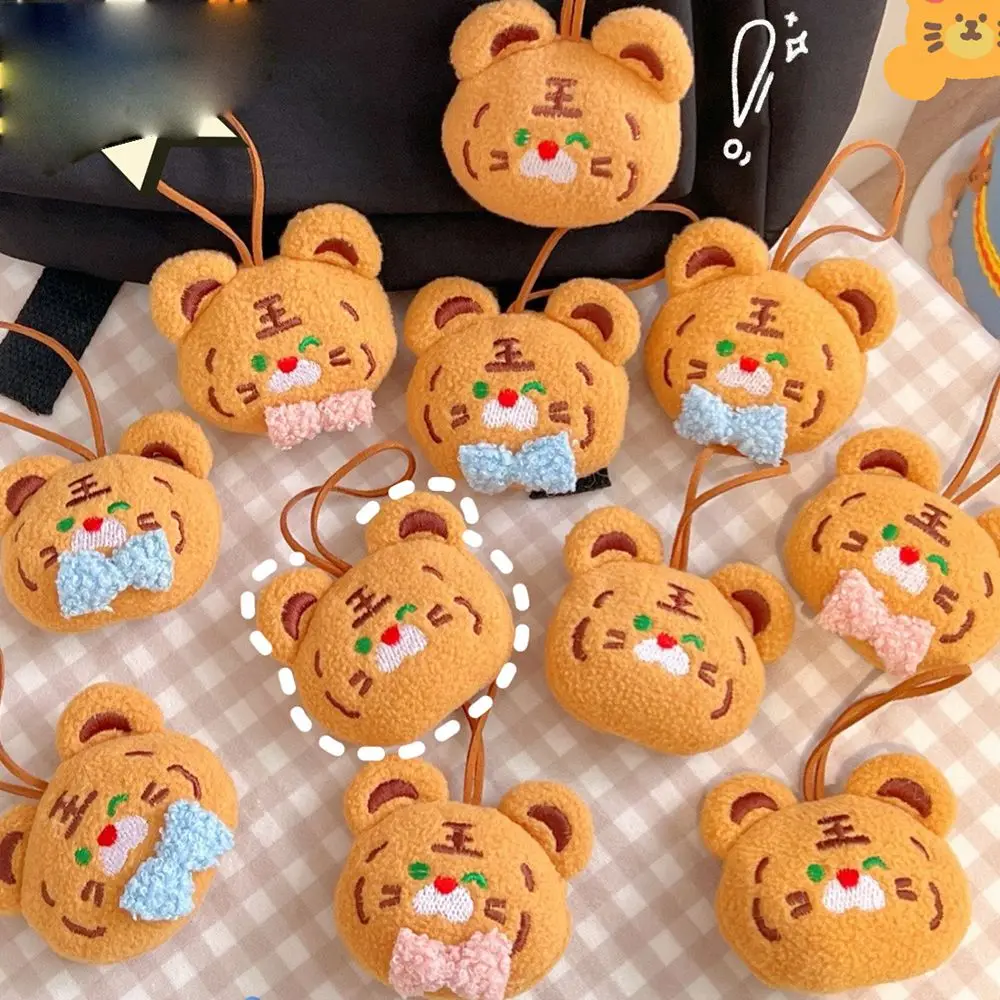 

Cute Plush Little Tiger Pendant Key Chain Student Schoolbags Charms Car Key Ring Ornaments
