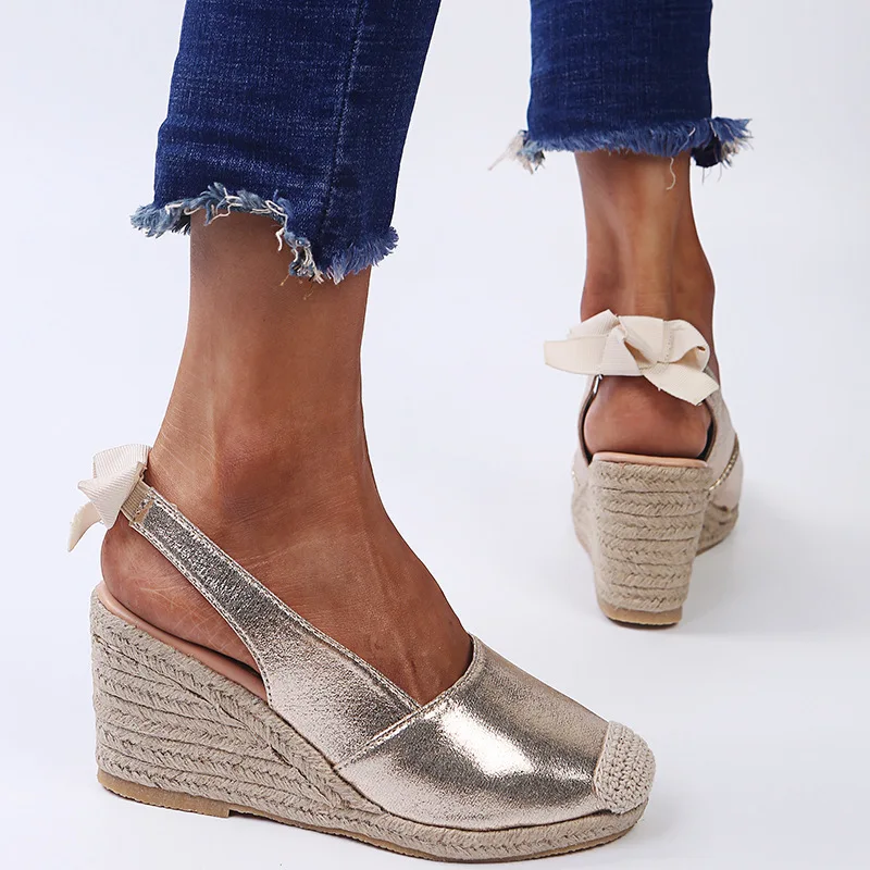 

Women's Sandals Summer New Sandals Women's Large Size Spot Wedge Buckle Belt Serpentine Open Toe High Heel Women's Shoes 43