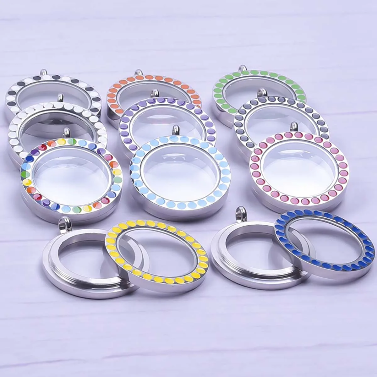 

2Pcs Openable Cinnabar Box Thread Stainless Steel Round Drip Oil Glass Photo Box Pendants with Round Dots for DIY Jewelry Making