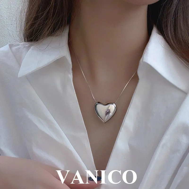 

Chunky Puffy Heart Choker Necklace Sterling Silver High Quality Polished Smooth Big Heart Pendant Necklace Y2K Aesthetic Jewelry