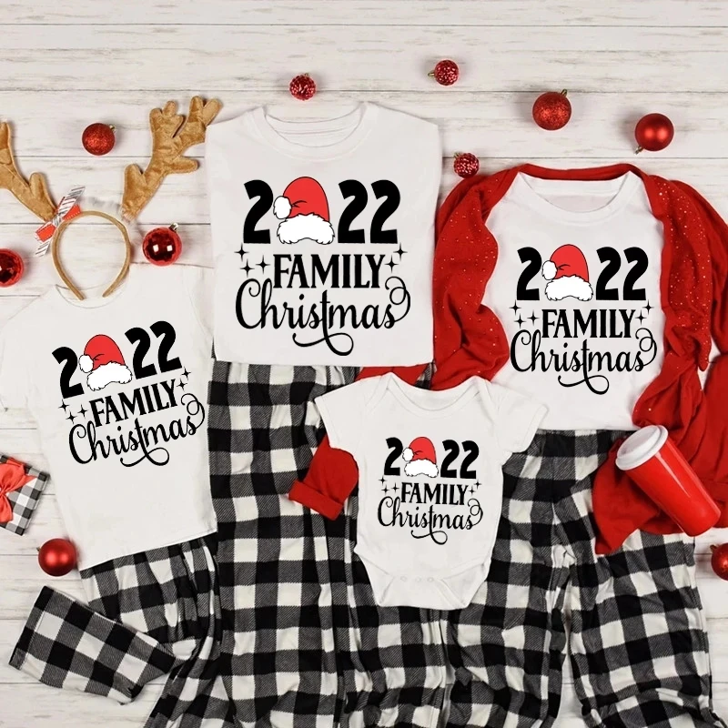 

2022 Family Christmas Shirts Cotton Family Matching Outfits Dad Mom Kids Tshirts Baby Rompers Matching Pajamas Xmas Clothes Gift