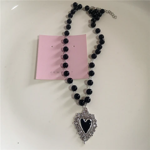 Женское винтажное ожерелье в стиле Харадзюку, черное ожерелье с жемчужными бусинами и кулоном в форме сердца, Ювелирное Украшение в готическом стиле, 2000s