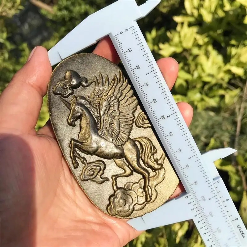 Кулон в виде единорога из натурального золотистого обсидиана 9 5 см резная