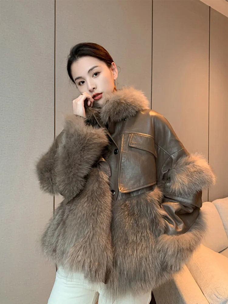 Women Real Fur Coat Autumn Winter Vintage Thicken Fox Fur Stand Collar Down Cotton Liner Splicing Sheepskin Jacket Fur Outerwear
