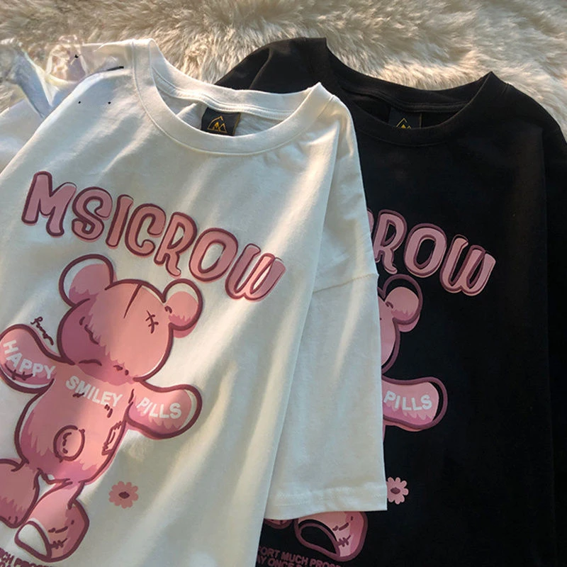 

Sweet and cool wind bear short sleeved summer loose T-shirt men and women half sleeved early summer American street couple 2022