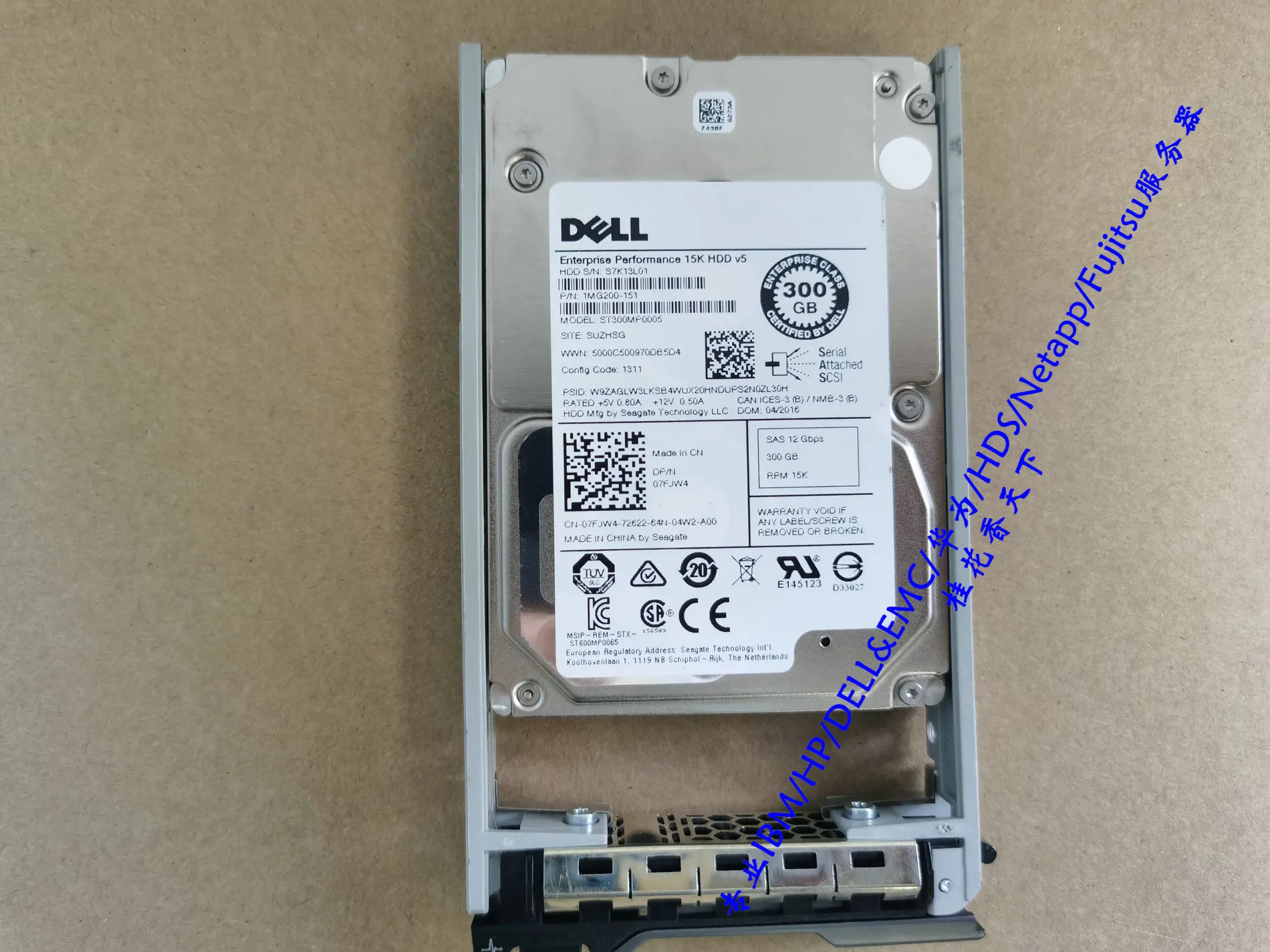 

Оригинальный серверный жесткий диск 07FJW4 300G 15K SAS 12G 2,5 дюйма 7FJW4
