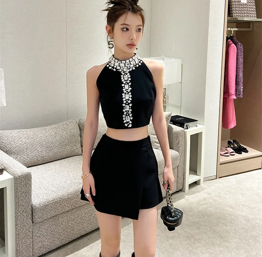 

Luxury Summer Sweet Black Two Piece Set Fashion Women Stand Collar Diamonds Sleeveless Tank Short Tops + Irregular Skirts Suits