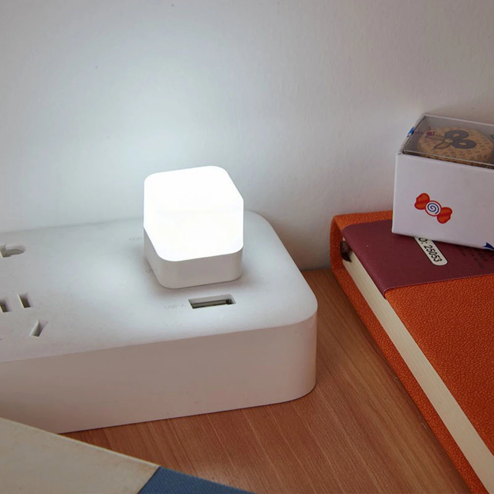1pc USB Plug Lamp Small Night Light Computer Mobile Power Charging Mini Book Lamps LED Eye Protection Square Reading Light