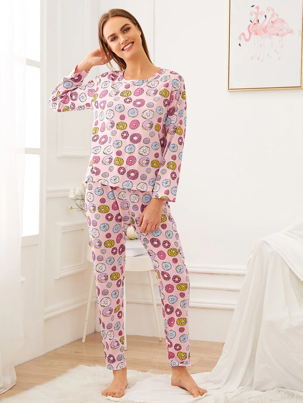 Women's Cute Cartoon Graphics Doughnut Print Pajama Set Round Neck Long Sleeve and Pants Sleepwear Comfortable Leisure Homewear