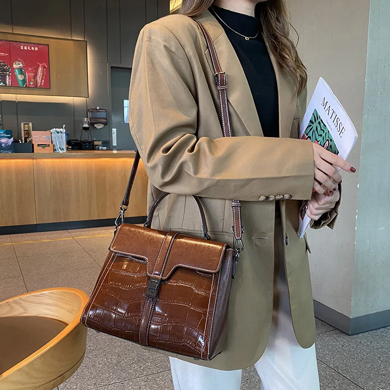 

Women's Bag New Fashion Crocodile Pattern Women Bag Fashion Large Capacity Handbag Versatile Simple Shoulder Messenger Bag 2022