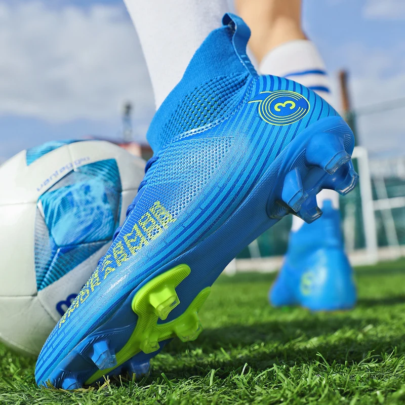 QQ-4000 Ultralight Mens Soccer Shoes Non-Slip Turf Soccer Cleats for Kids TF/FG Training Football Boots Chuteira Campo 34-48