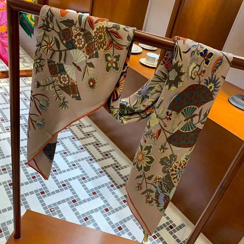 70% Cashmere 30% Silk Scarf Women Thin Shawl Fashion Boho Style Flower Print Kerchief Stole Blanket Bandana 135*135cm