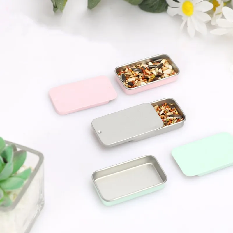 

Bird Feeding Handheld Feeder Mini Feeding Box Bird Training Food Jar Bird IQ Growth Training Interactive Toy