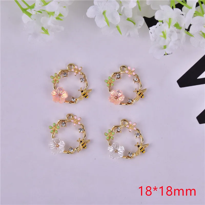 

10pcs 18×18mm Bee Flower Lace Metal Jewlery Charms for Bracelet Eearring Pendant for DIY Earring Bracelet Jewelry Making