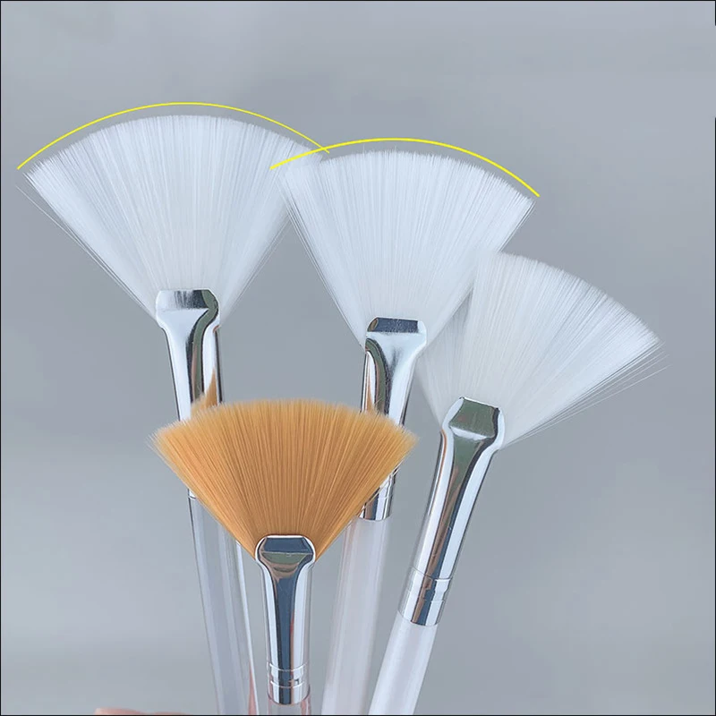 

Practical Facial Brushes Fan Makeup Brushes Soft Portable Mask Brushes Cosmetic Tools for Women Ladies Girls