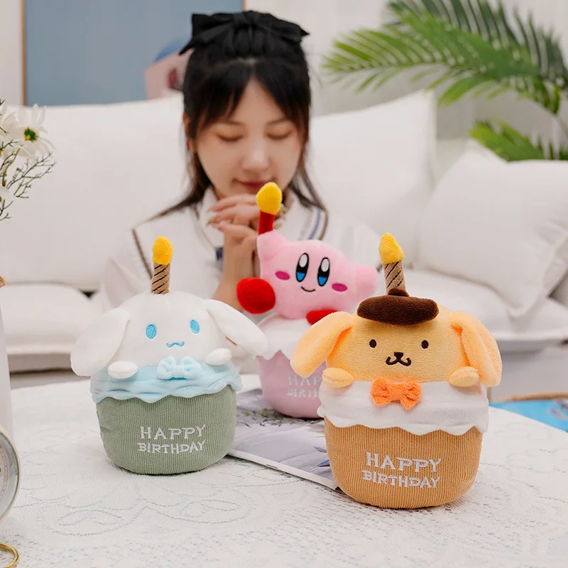 Cartoon Kirby Sanriod torta di compleanno peluche Kawaii Anime Kuromi My Melody Cinnamoroll bambola di peluche può cantare e Flash regalo per bambini