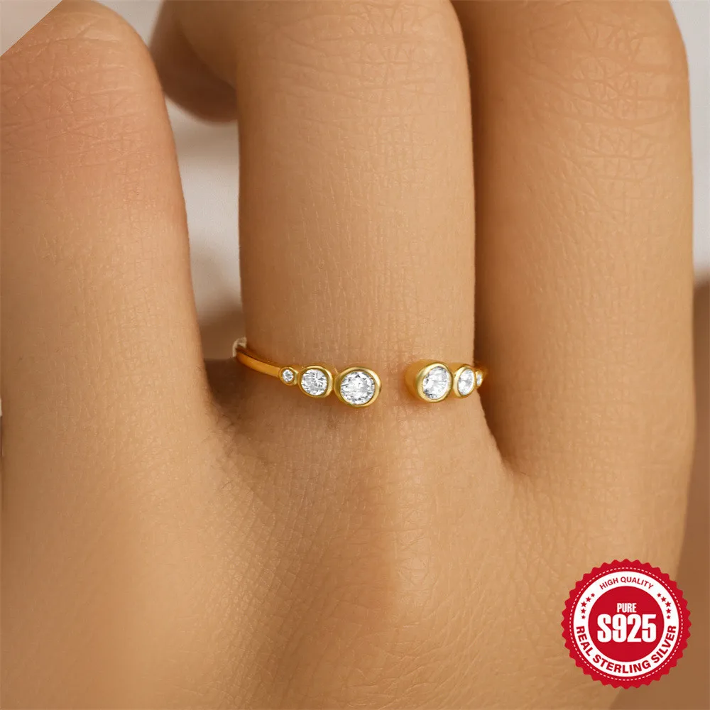 Женское Открытое кольцо из серебра 925 пробы с фианитами