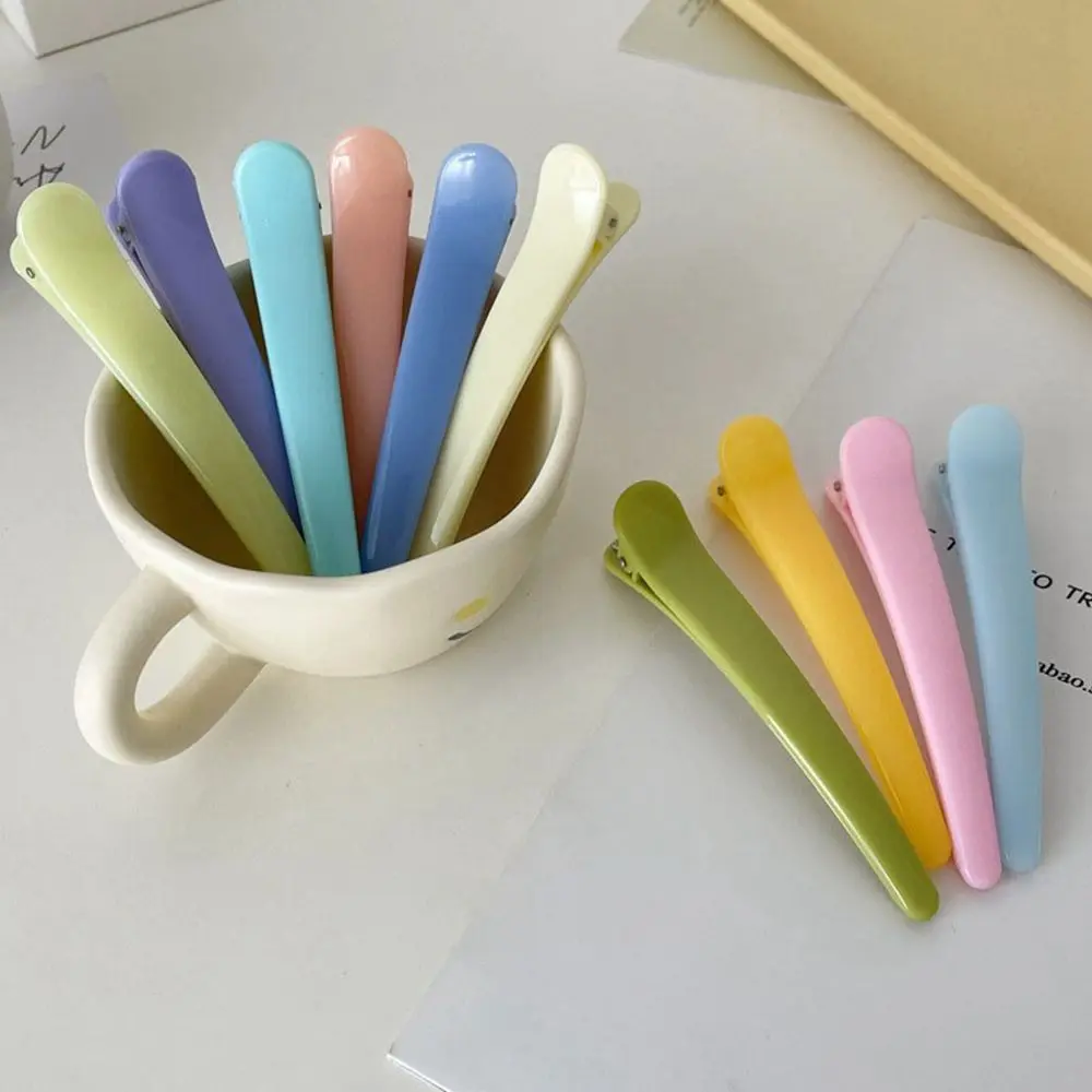 

Заколка для макияжа ярких цветов