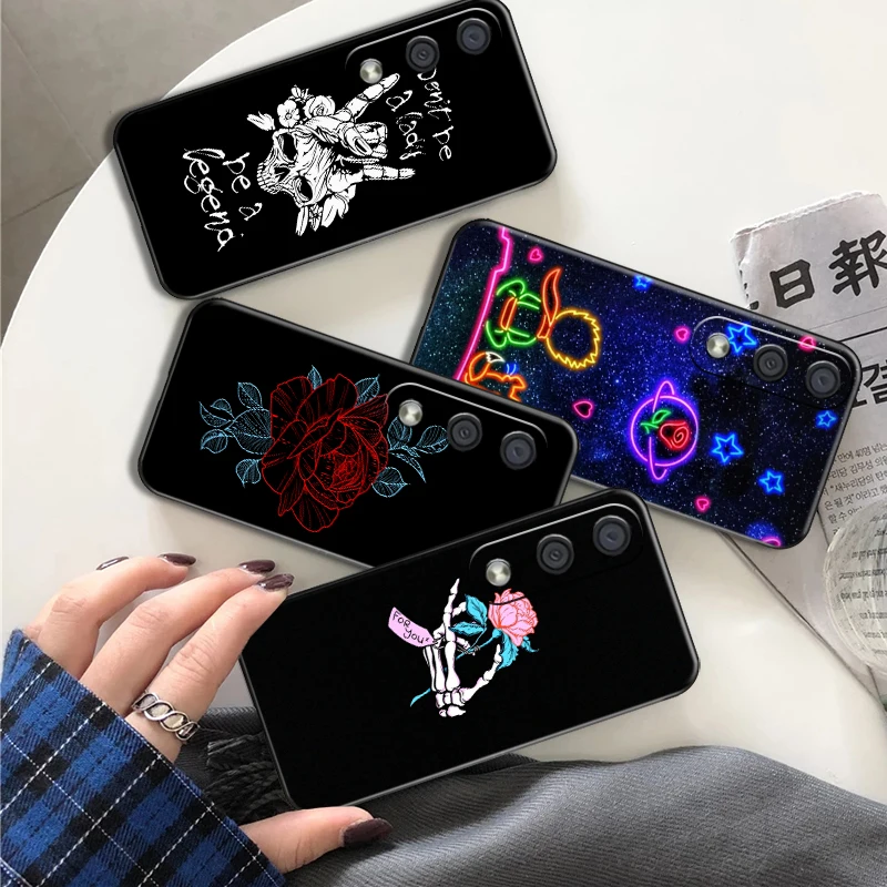 

Trellis For Samsung A11 A21S A31 A32 A41 A51 A71 A52 A72 4G 5G Phone Case Silicone Cover Back Liquid Silicon Coque Black