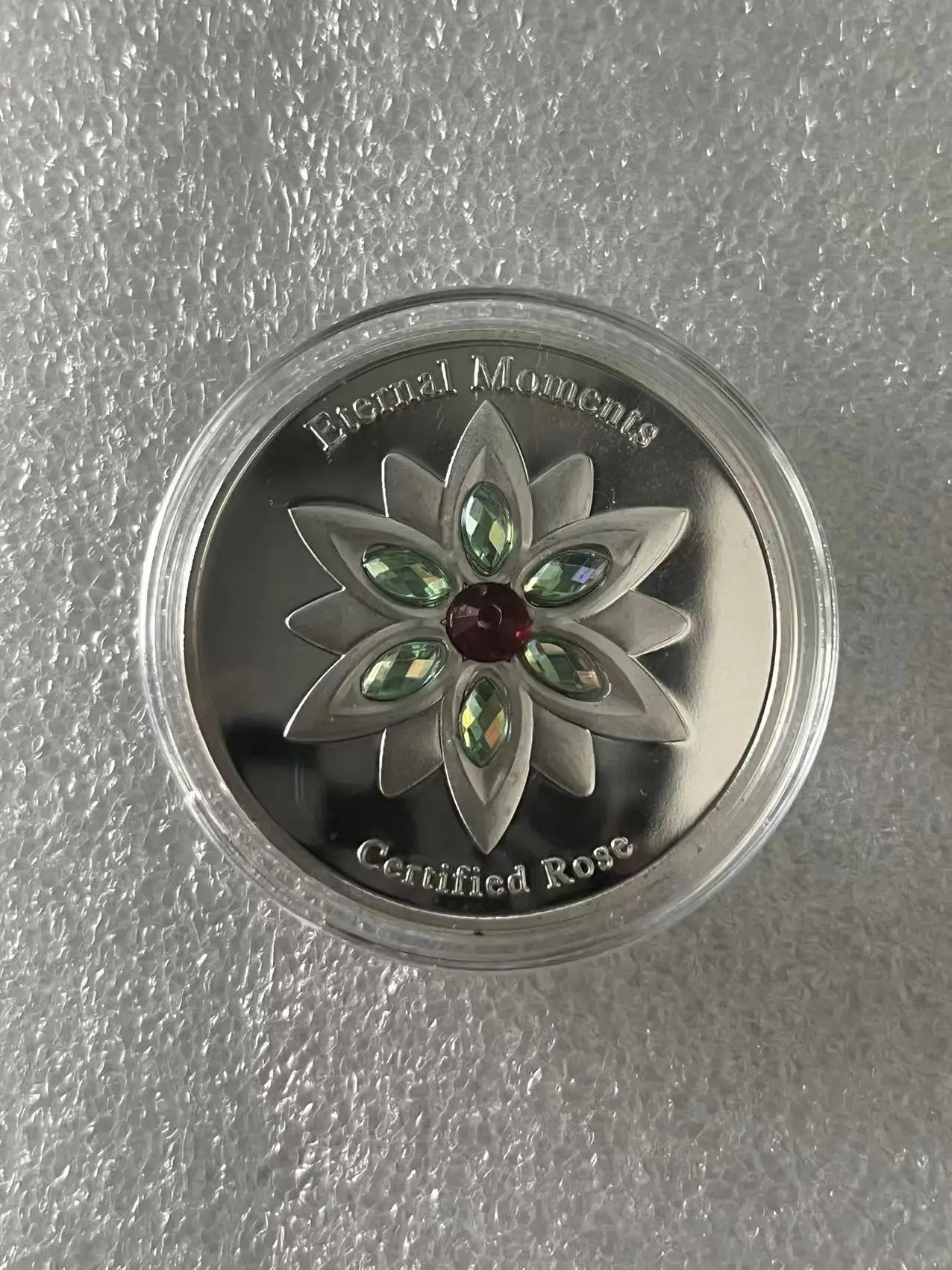 

Limited Edition Diamond-set Eternal Moments Rose Commemorative Coin Love Confession Propose Marriage Memorial Gift Coins.cx