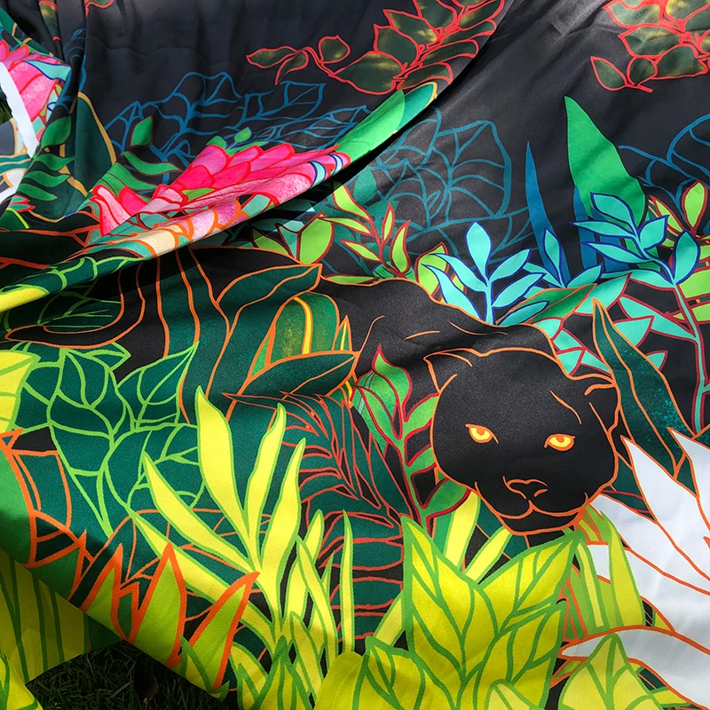 

Leopard Print Polyester Stretch Satin Fabric European American Brand Fashion Design Shirt Pajama Diy Sew Fabrics Cloth for Dress
