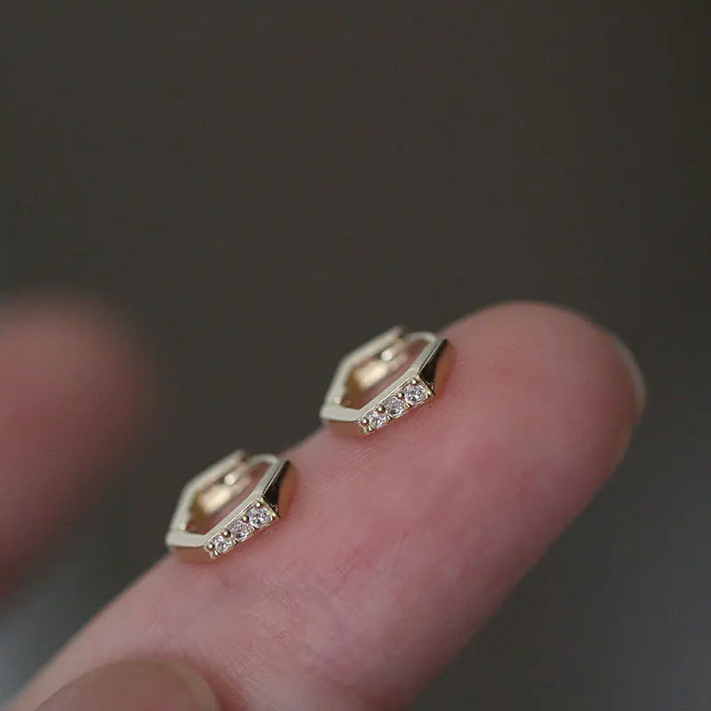 

Женские позолоченные маленькие серьги из стерлингового серебра S925 пробы, 6 видов, простые и универсальные