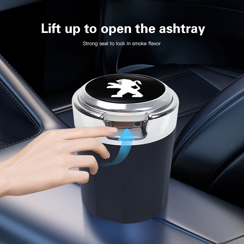Автомобильная пепельница лампа открывающаяся одним касанием портативная