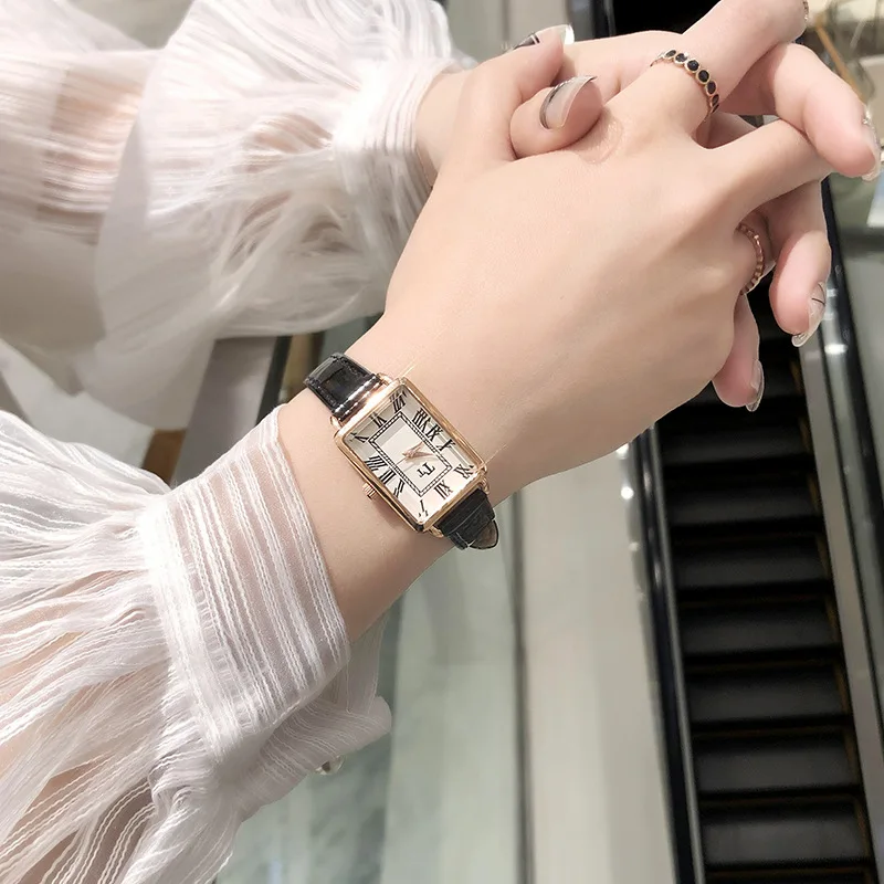 Fashion Trending Business Quartz Khaki Leather Women Dress Watch Casual Rose Gold Elegant Waterproof Women's Wrist Watch enlarge