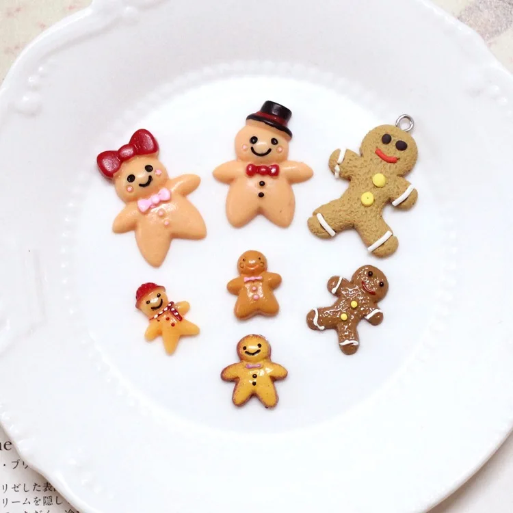 

10pcs Resin Christmas Biscuits Charms Flatback Cabochons Supplies Embellishments Flat Back Miniature Accessories DIY Phone Shell