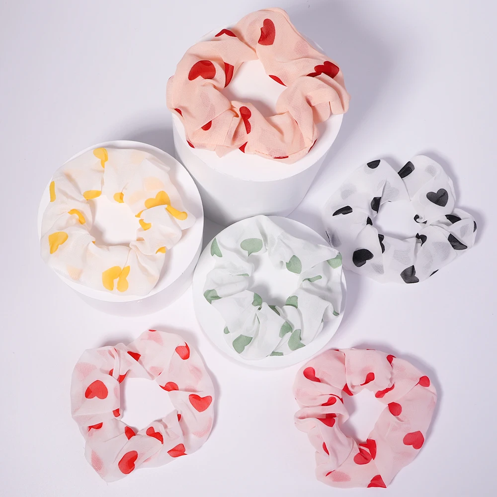 

4.2 inches Sweet Women Scrunchies Elastic Heart Printed Hair Bands For Girls Ponytail Holder Hair Rope Headwear Hair Accessories