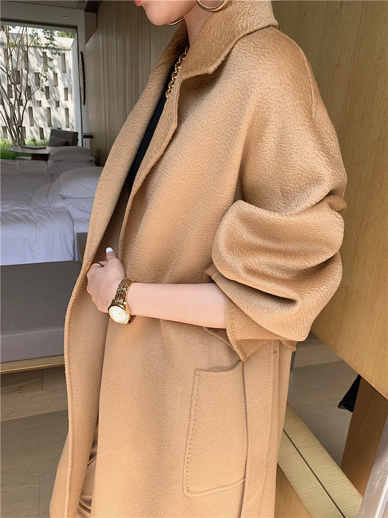 2024 Новое высококачественное кашемировое пальто с волнистой водой осень-зима 90%