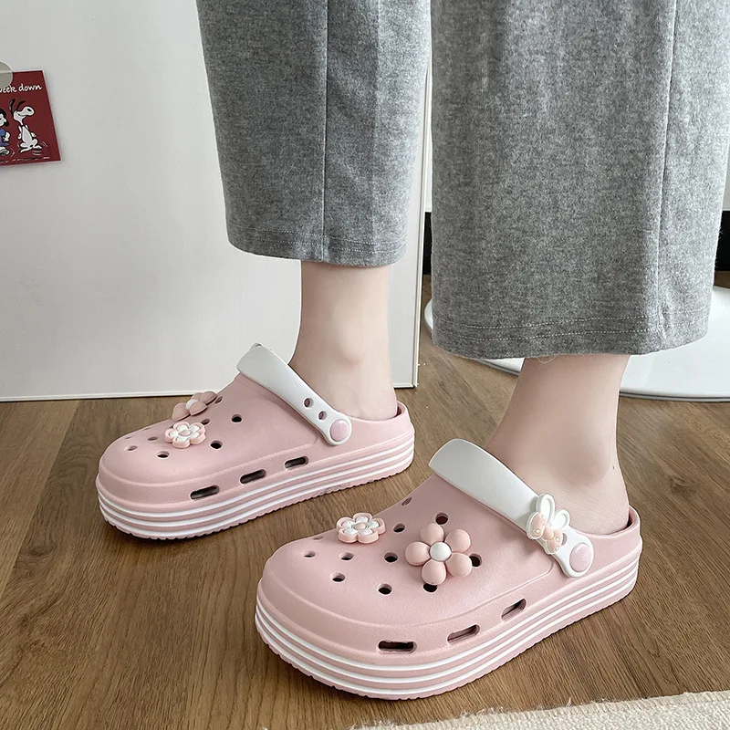 Women's Slippers Summer 2023 New Thick Sole Comfortable Baotou Half Trailer Anti slip Outer Wear Popular Beach Slippers