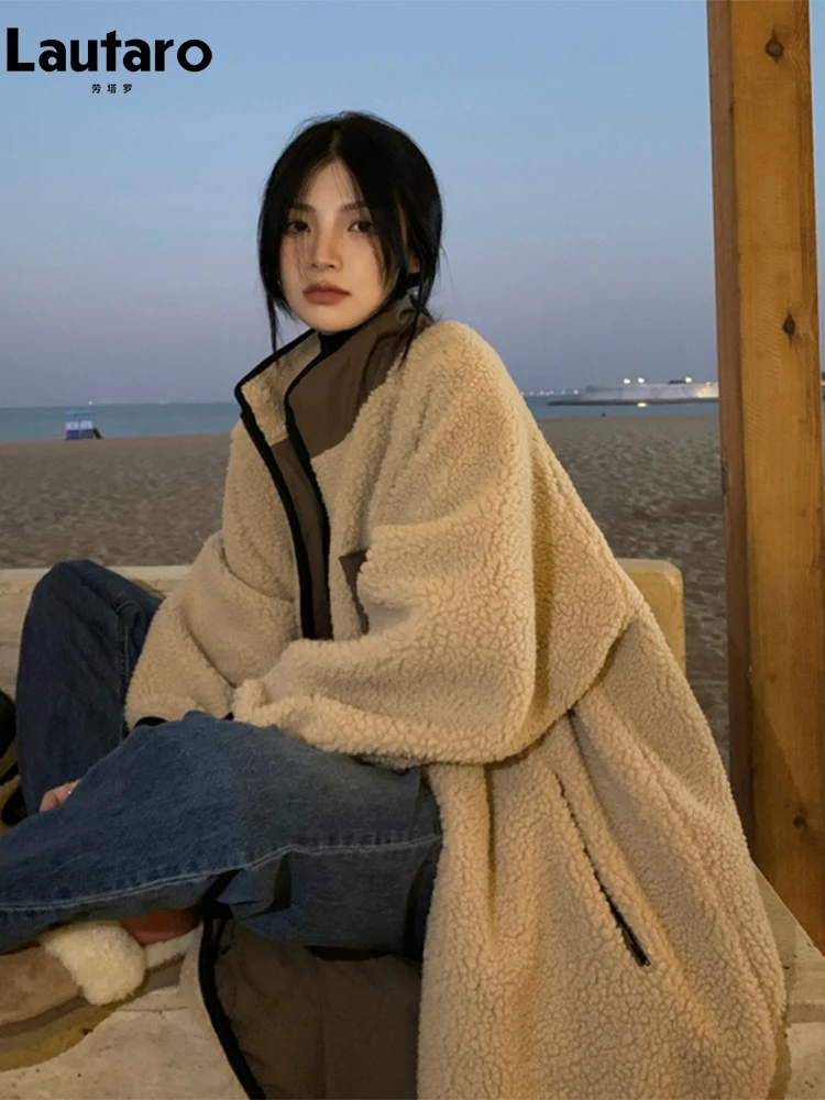 

Lautaro Winter Long Oversized Warm Reversible Coats Women Raglan Sleeve Stand Collar Zip Up Luxury Designer Lamb Fur Parka 2022