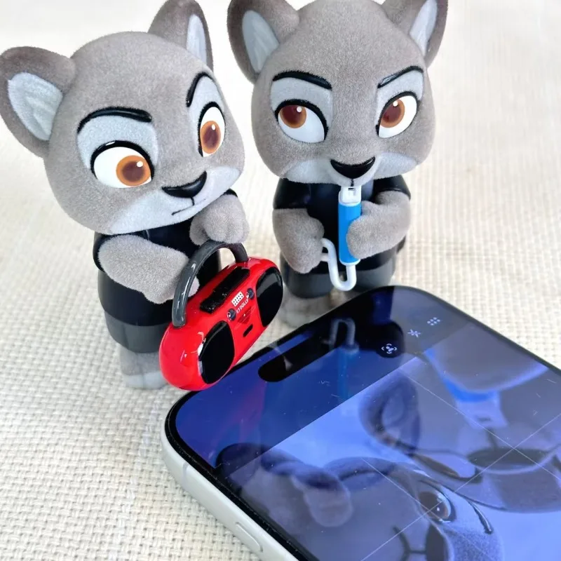 Фото НОВИНКА TOPTOY: Фигурки-сюрпризы Zootopia, коллекционные аниме-игрушки Kawaii, серия Zootropolis «Детская фотостудия», подарочные наборы-сюрпризы №5