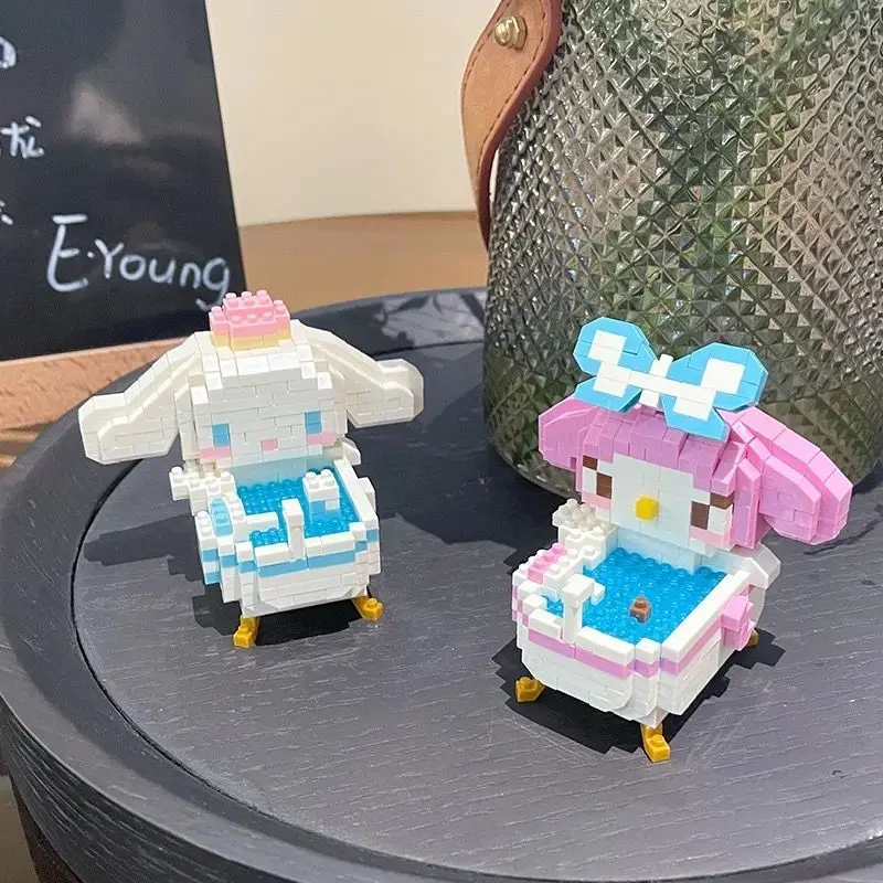 

Creative Bathtub Cinnamoroll Kuromi Melody Hello Kitty Puzzle Building Blocks Toy Assembled Small Particles Compatible