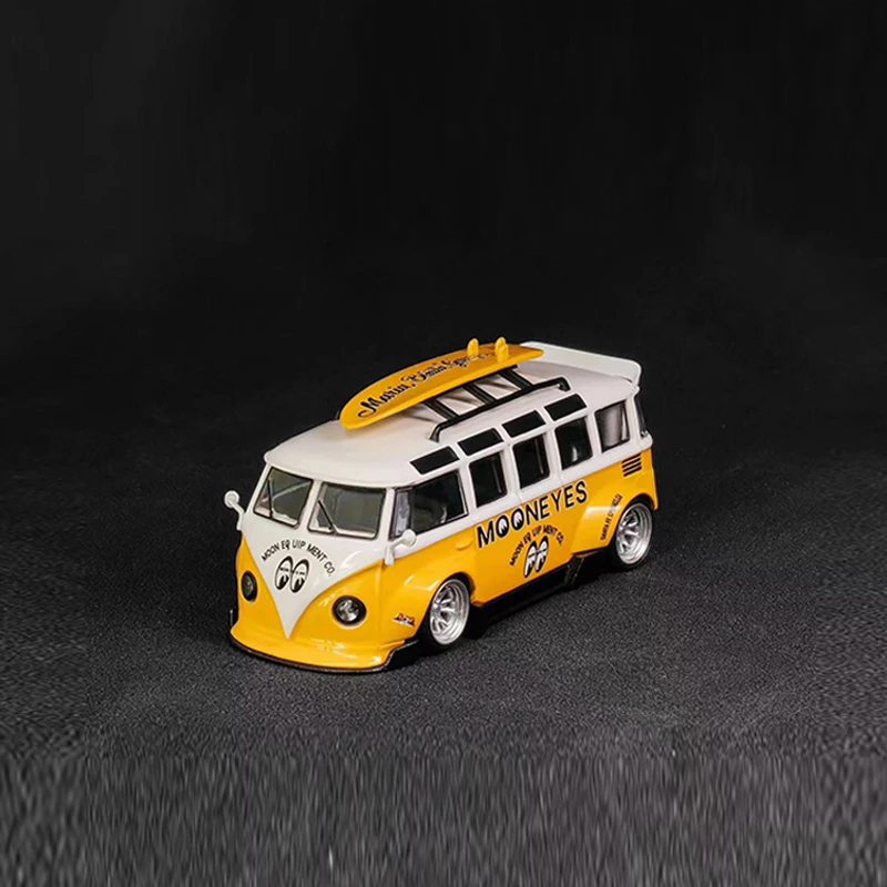 

LF 1:64 Model Car T1 Bus Alloy Die-Cast Vehicle -Mooneyes Yellow White