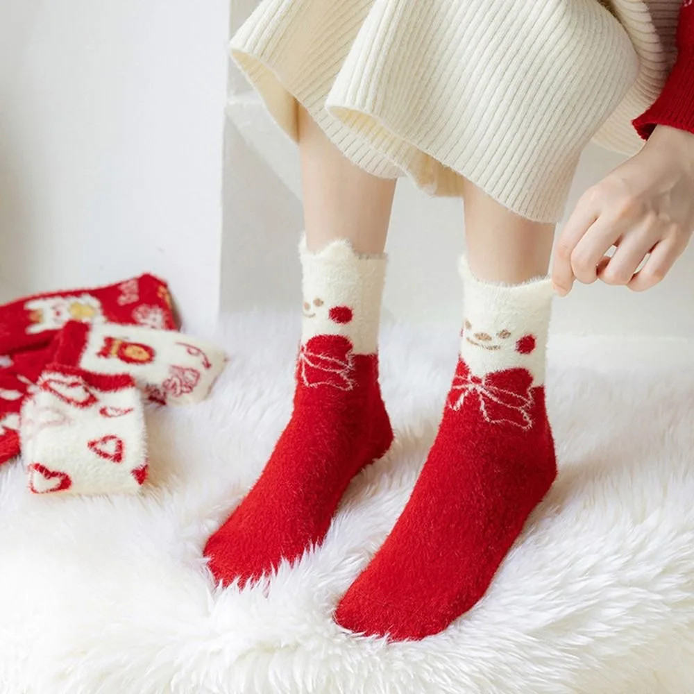 

Kawaii утолщенные красные коралловые бархатные носки для девочек новогодние носки удачи носки средней длины женские зимние теплые чулочно-но...