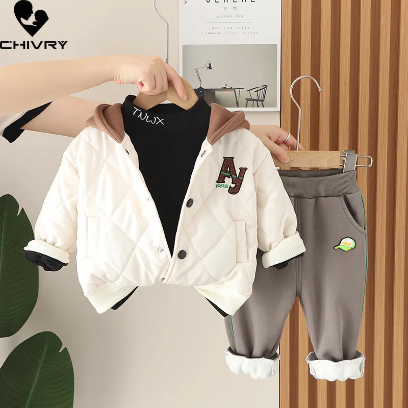 Куртка с капюшоном и штаны для мальчиков