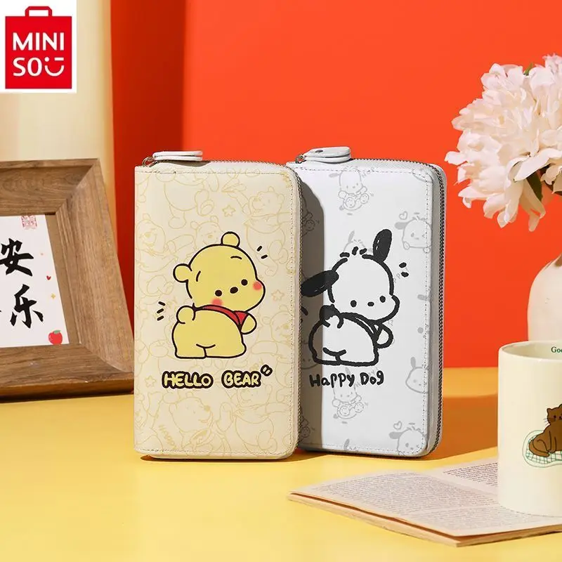 MINISO Winnie Bear Женская вместительная сумка с отделением для карт и защитой от