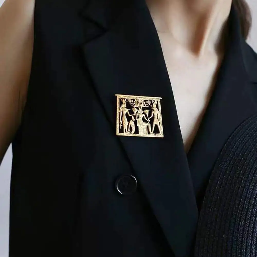 Золотой цвет модный полый геометрический Египет портретный значок