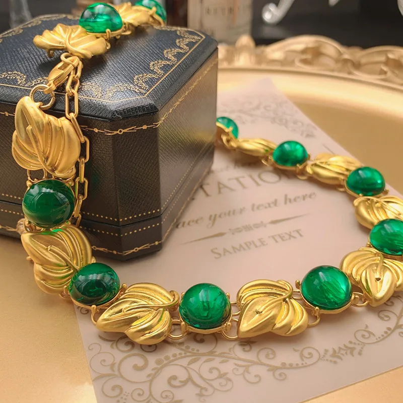 

New Copper Metal Clavicle Chain Necklace Gold Color Geometric Leaf for Women Jewelry 2022 Copper High Quality Palace Style