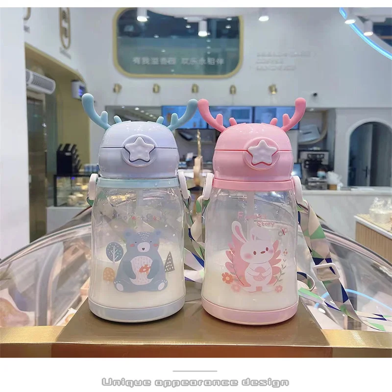 

500-600ML Creative Cartoon Cup Students Go Out Straw Cup Gift Leak-Proof Water Bottle Outdoor Portable Antler Plastic Cup